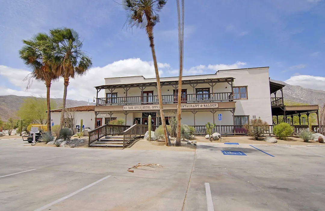Palm Canyon Hotel And Rv Resort-1